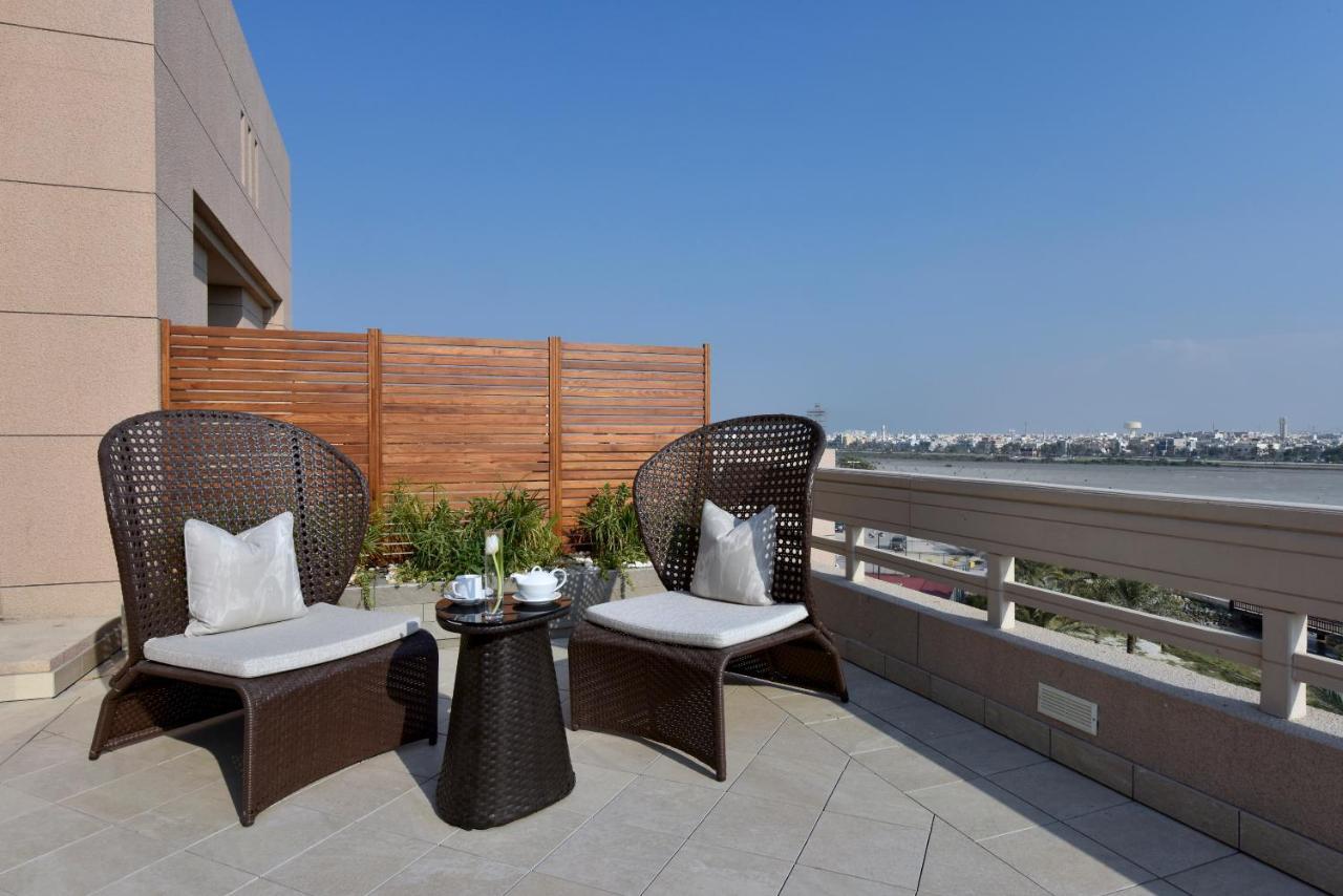 Moevenpick Bahrain Hotel 5*