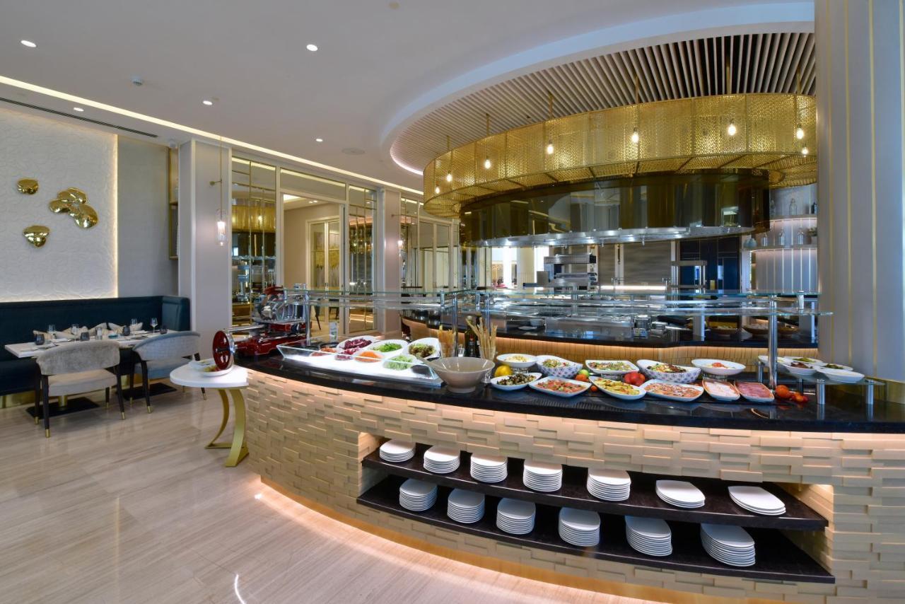 Moevenpick Bahrain Hotel 5*